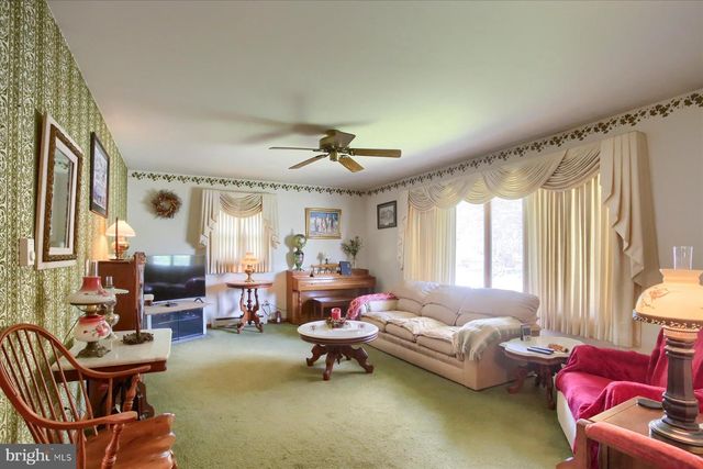 470 N HOLLY ST, Elizabethtown, PA 17022