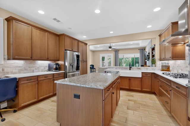 9505 Greenstone Way, Denton, TX 76207