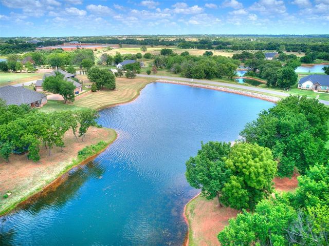 2218 Winter Creek Boulevard, Blanchard, OK 73010