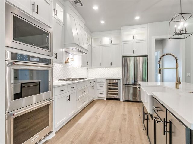 2218 Winter Creek Boulevard, Blanchard, OK 73010