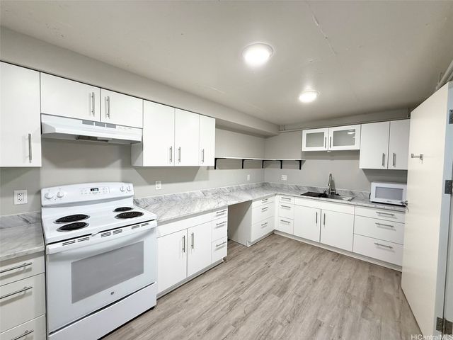 803 Waimanu Street 316, Honolulu, HI 96813