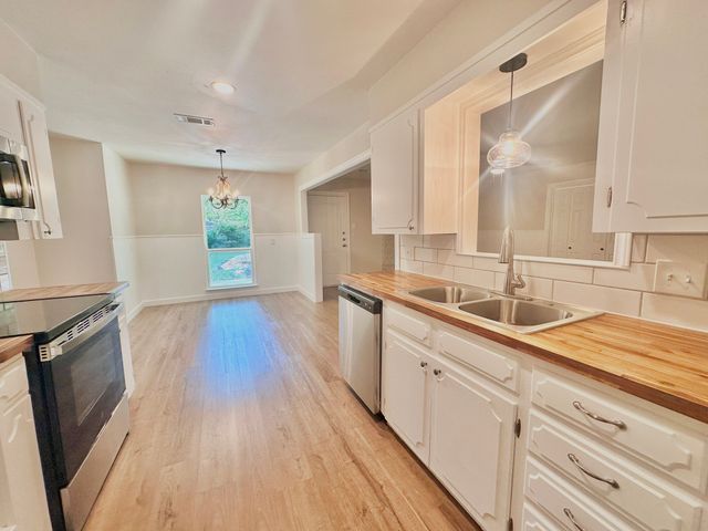 1717 Morningside Drive, Gainesville, TX 76240
