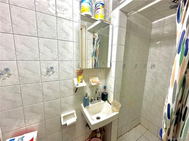 677 E 38th Street, Brooklyn, NY 11210