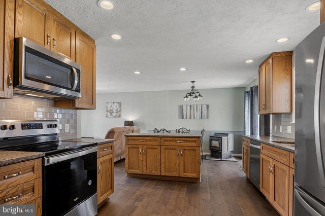 12921 BOGBY RD, Middle River, MD 21220