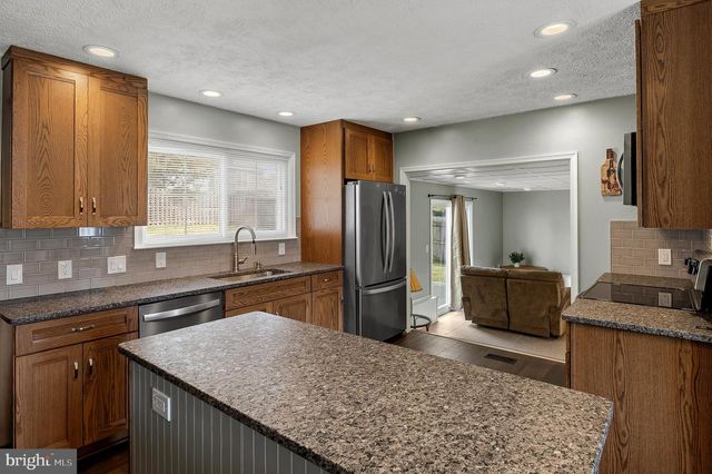 12921 BOGBY RD, Middle River, MD 21220