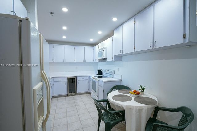 251 Crandon Blvd 704, Key Biscayne, FL 33149