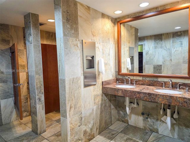 251 Crandon Blvd 704, Key Biscayne, FL 33149