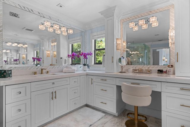 6204 Celadon Circle, Palm Beach Gardens, FL 33418