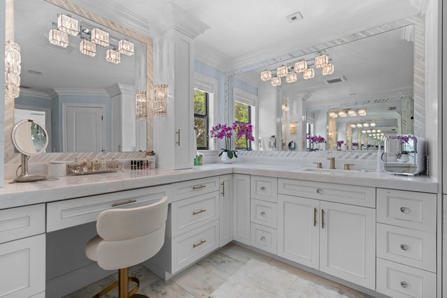 6204 Celadon Circle, Palm Beach Gardens, FL 33418