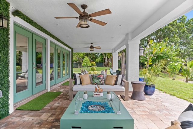 6204 Celadon Circle, Palm Beach Gardens, FL 33418