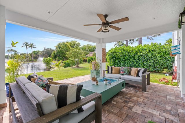 6204 Celadon Circle, Palm Beach Gardens, FL 33418