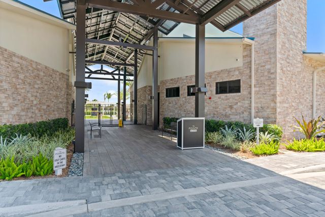 6204 Celadon Circle, Palm Beach Gardens, FL 33418