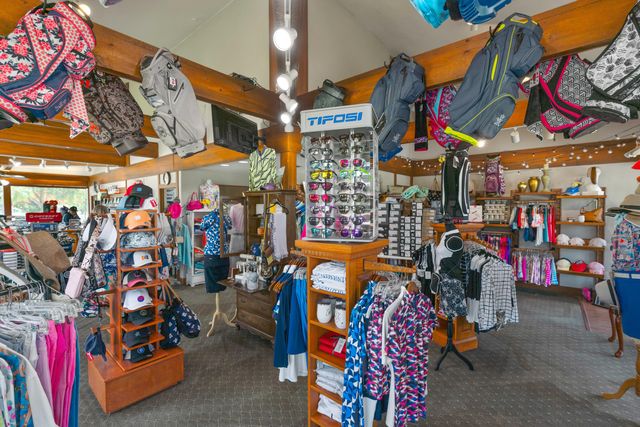 6204 Celadon Circle, Palm Beach Gardens, FL 33418