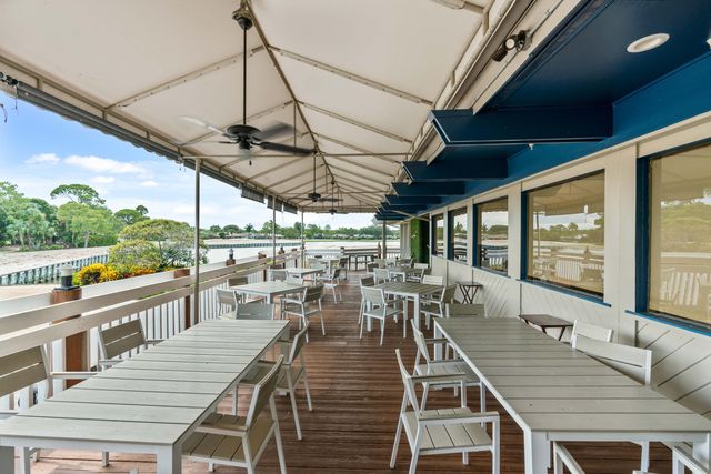 6204 Celadon Circle, Palm Beach Gardens, FL 33418