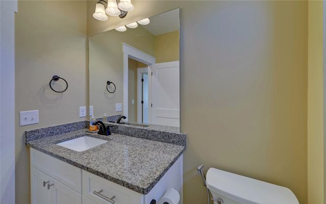 111 Topher Street, Hartwell, GA 30643