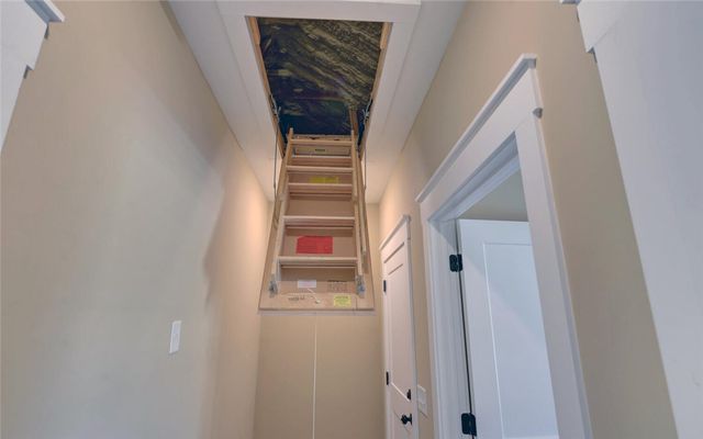 111 Topher Street, Hartwell, GA 30643