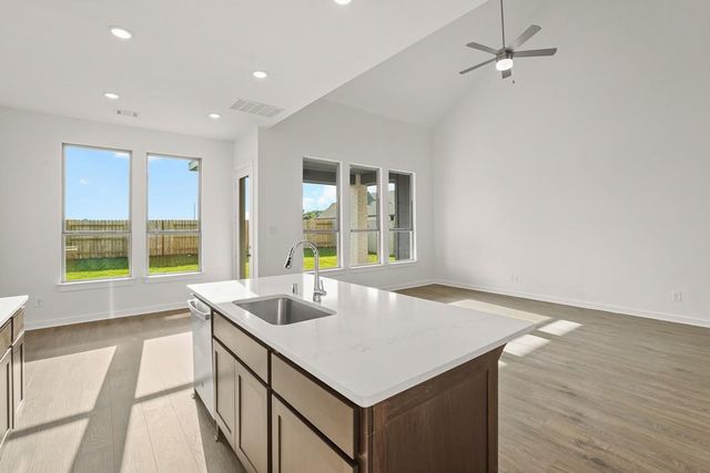 22223 Mount Whitney Road, Waller, TX 77484