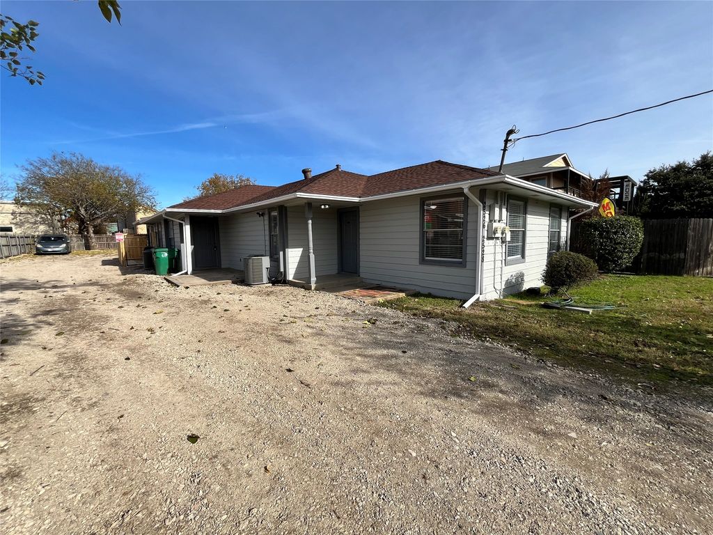 2526 Louise Street A, Denton, TX 76201