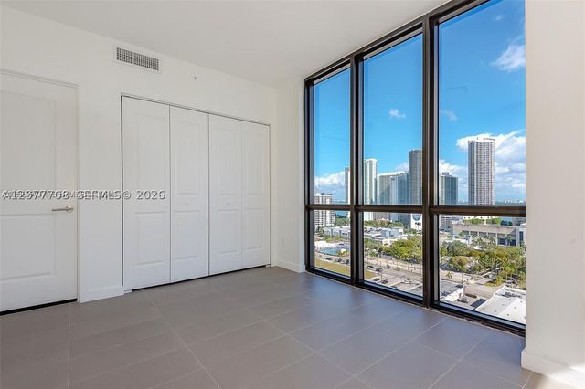 1600 NE 1st Ave 2106, Miami, FL 33132