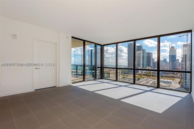 1600 NE 1st Ave 2106, Miami, FL 33132