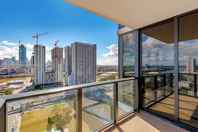1600 NE 1st Ave 2106, Miami, FL 33132