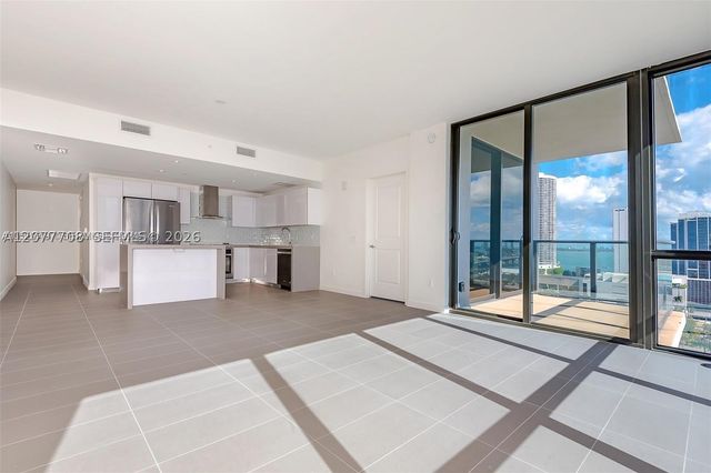 1600 NE 1st Ave 2106, Miami, FL 33132