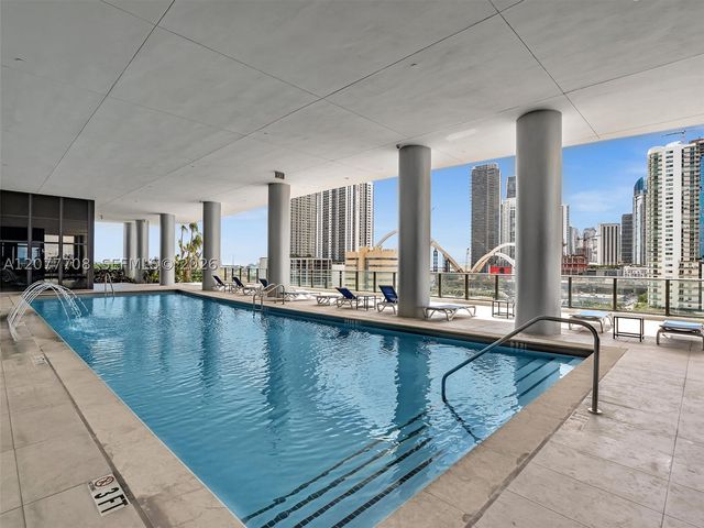 1600 NE 1st Ave 2106, Miami, FL 33132