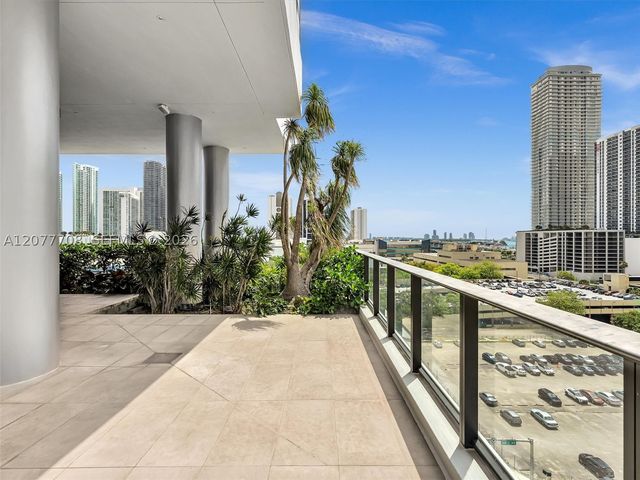 1600 NE 1st Ave 2106, Miami, FL 33132