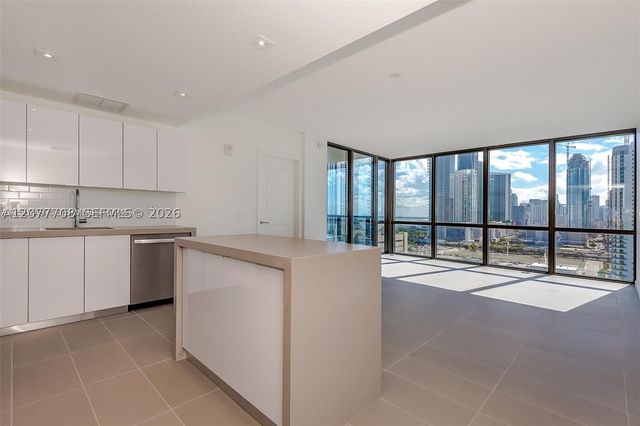 1600 NE 1st Ave 2106, Miami, FL 33132