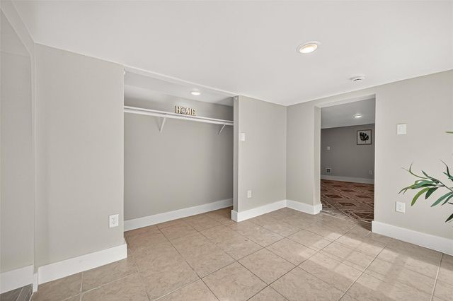 1814 33rd Street 1, Galveston, TX 77550