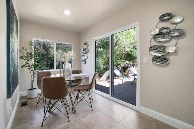 6299 Horseshoe Bar Rd, Loomis, CA 95650