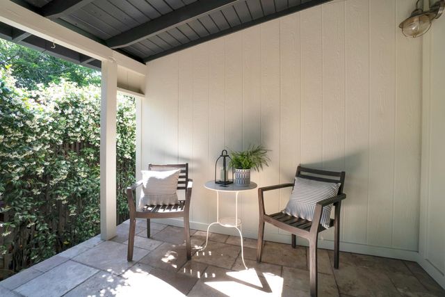 6299 Horseshoe Bar Rd, Loomis, CA 95650