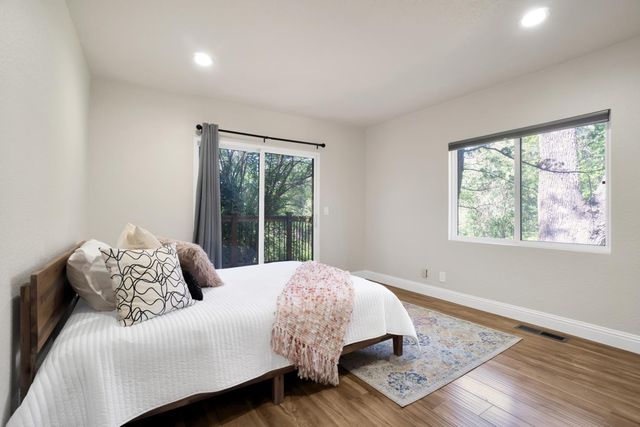6299 Horseshoe Bar Rd, Loomis, CA 95650