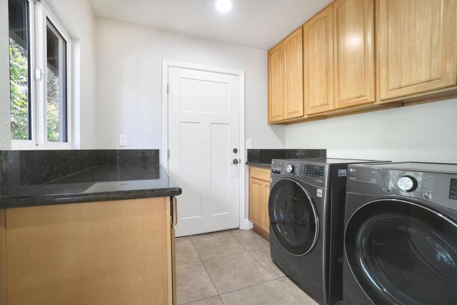 6299 Horseshoe Bar Rd, Loomis, CA 95650