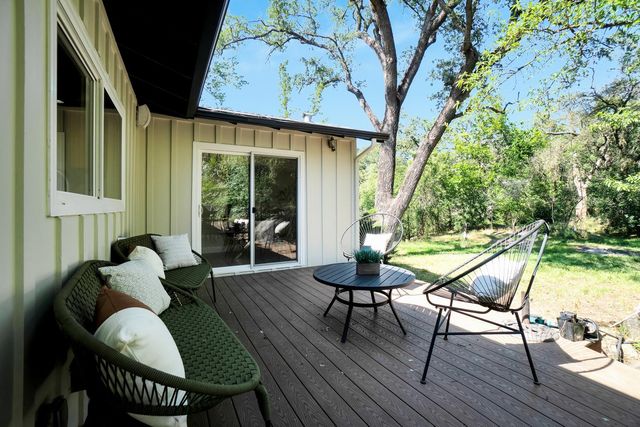 6299 Horseshoe Bar Rd, Loomis, CA 95650