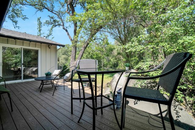 6299 Horseshoe Bar Rd, Loomis, CA 95650
