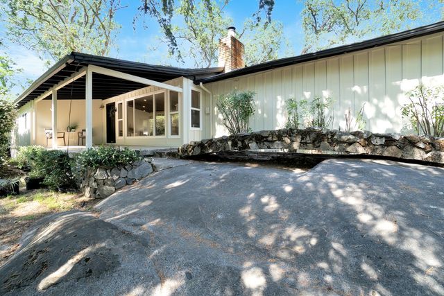 6299 Horseshoe Bar Rd, Loomis, CA 95650