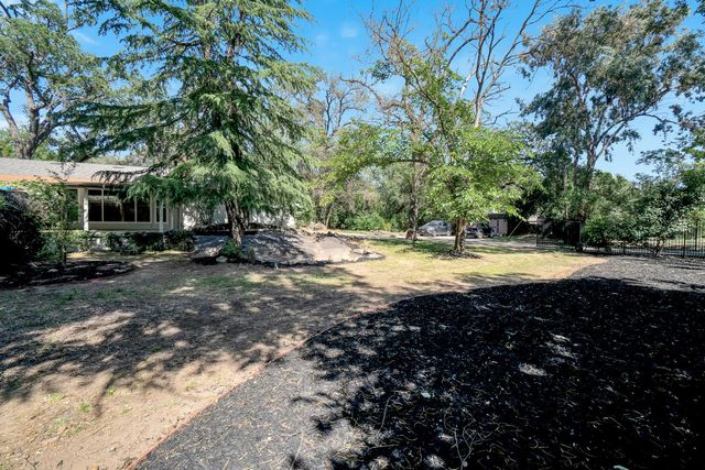 6299 Horseshoe Bar Rd, Loomis, CA 95650