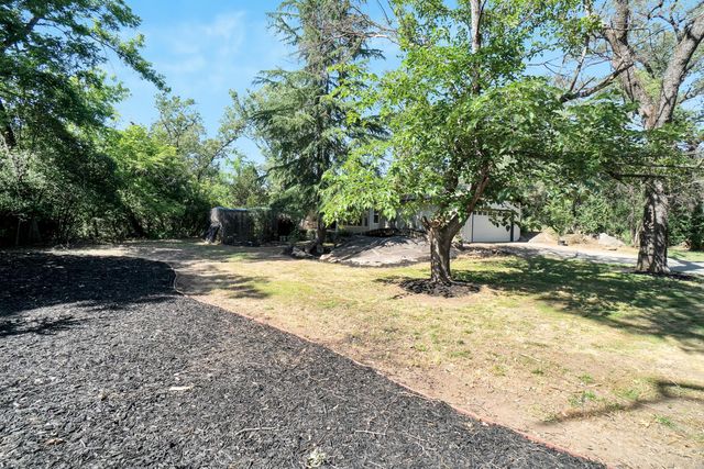 6299 Horseshoe Bar Rd, Loomis, CA 95650