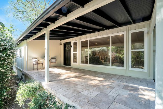 6299 Horseshoe Bar Rd, Loomis, CA 95650