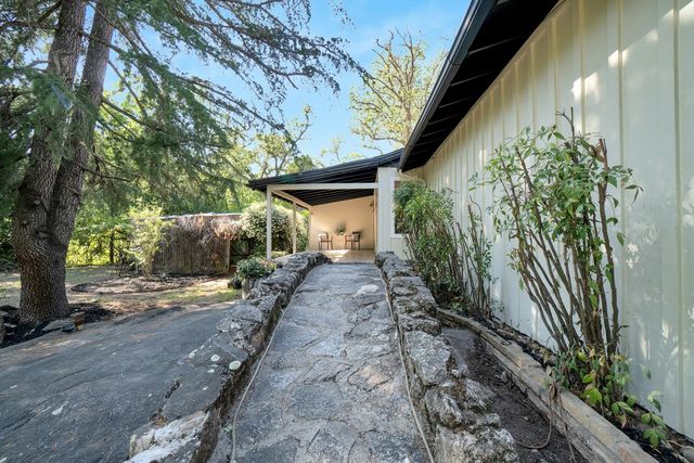 6299 Horseshoe Bar Rd, Loomis, CA 95650