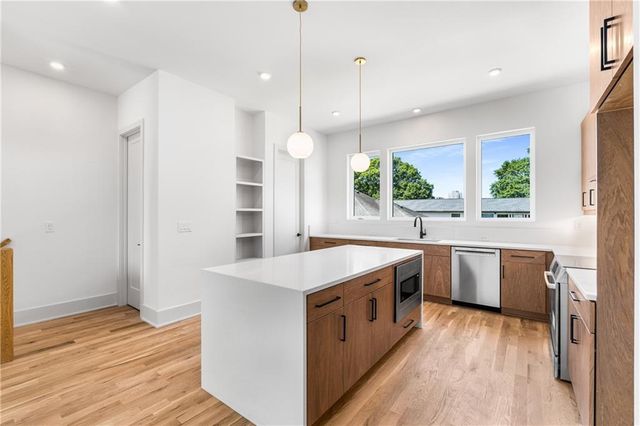 404 Linden Avenue NE 24, Atlanta, GA 30308