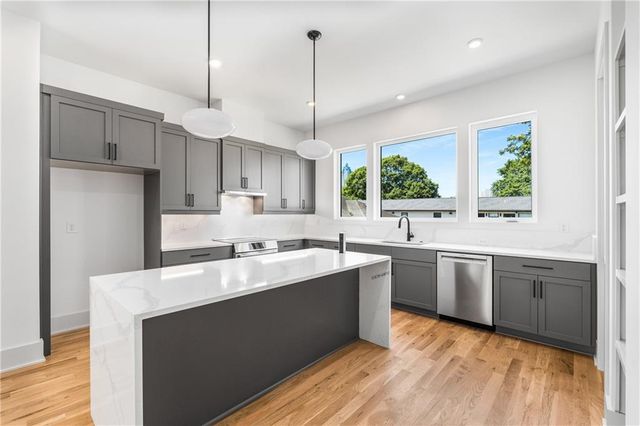 404 Linden Avenue NE 24, Atlanta, GA 30308