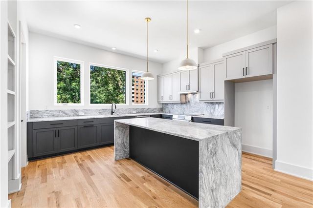 404 Linden Avenue NE 24, Atlanta, GA 30308