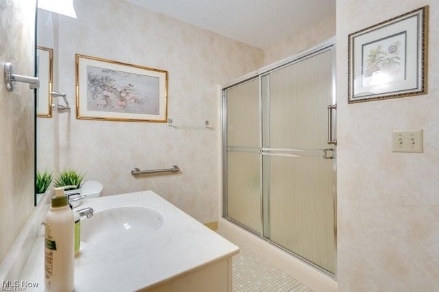 1012 Bunker Drive 304, Fairlawn, OH 44333