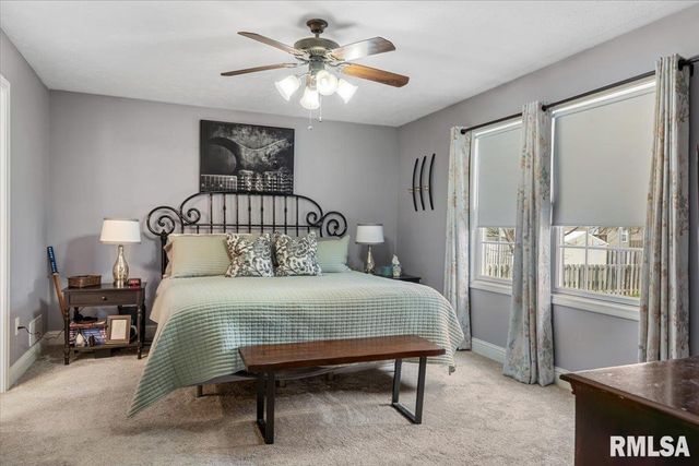 1617 Sidener Hall, Chatham, IL 62629