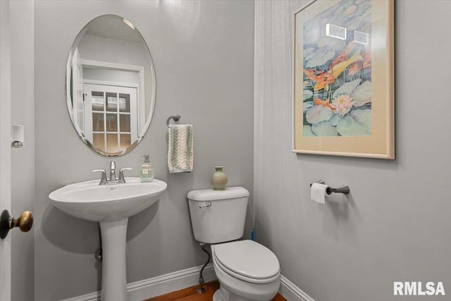 1617 Sidener Hall, Chatham, IL 62629