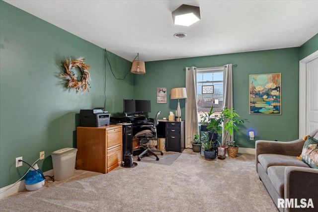 1617 Sidener Hall, Chatham, IL 62629