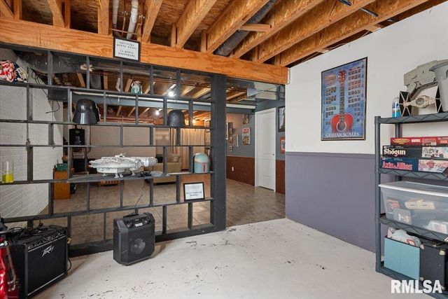 1617 Sidener Hall, Chatham, IL 62629