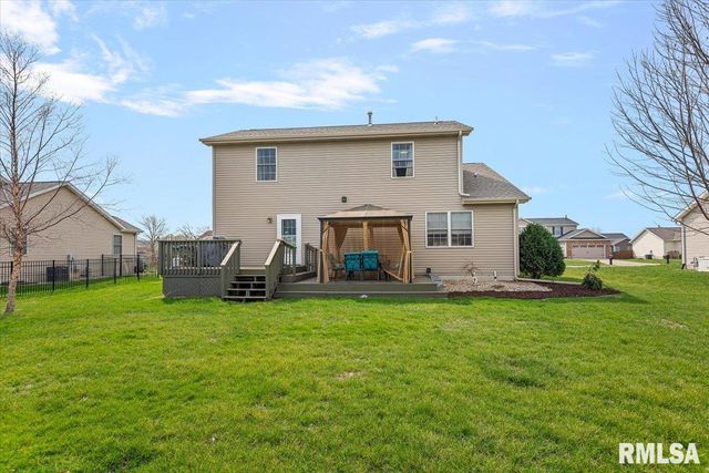 1617 Sidener Hall, Chatham, IL 62629